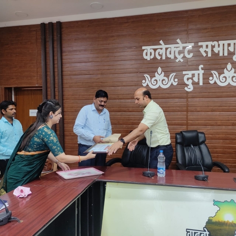 PSY Meritorious honor Durg Collectorate